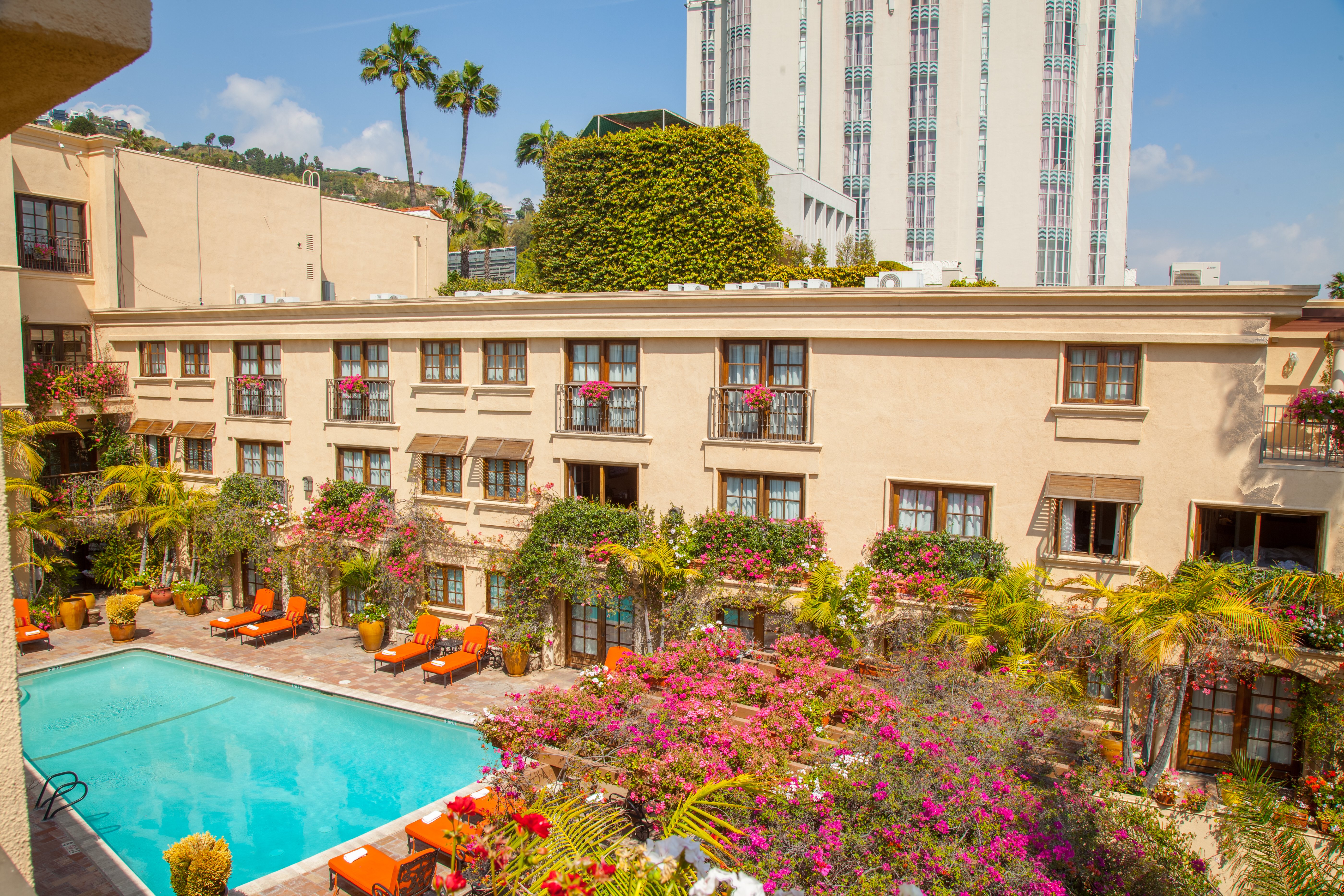 Best Western Plus Sunset Plaza Hotel 2/83