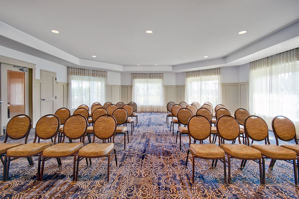 Residence Inn by Marriott Orlando at Flamingo Crossings Town Center 26/45