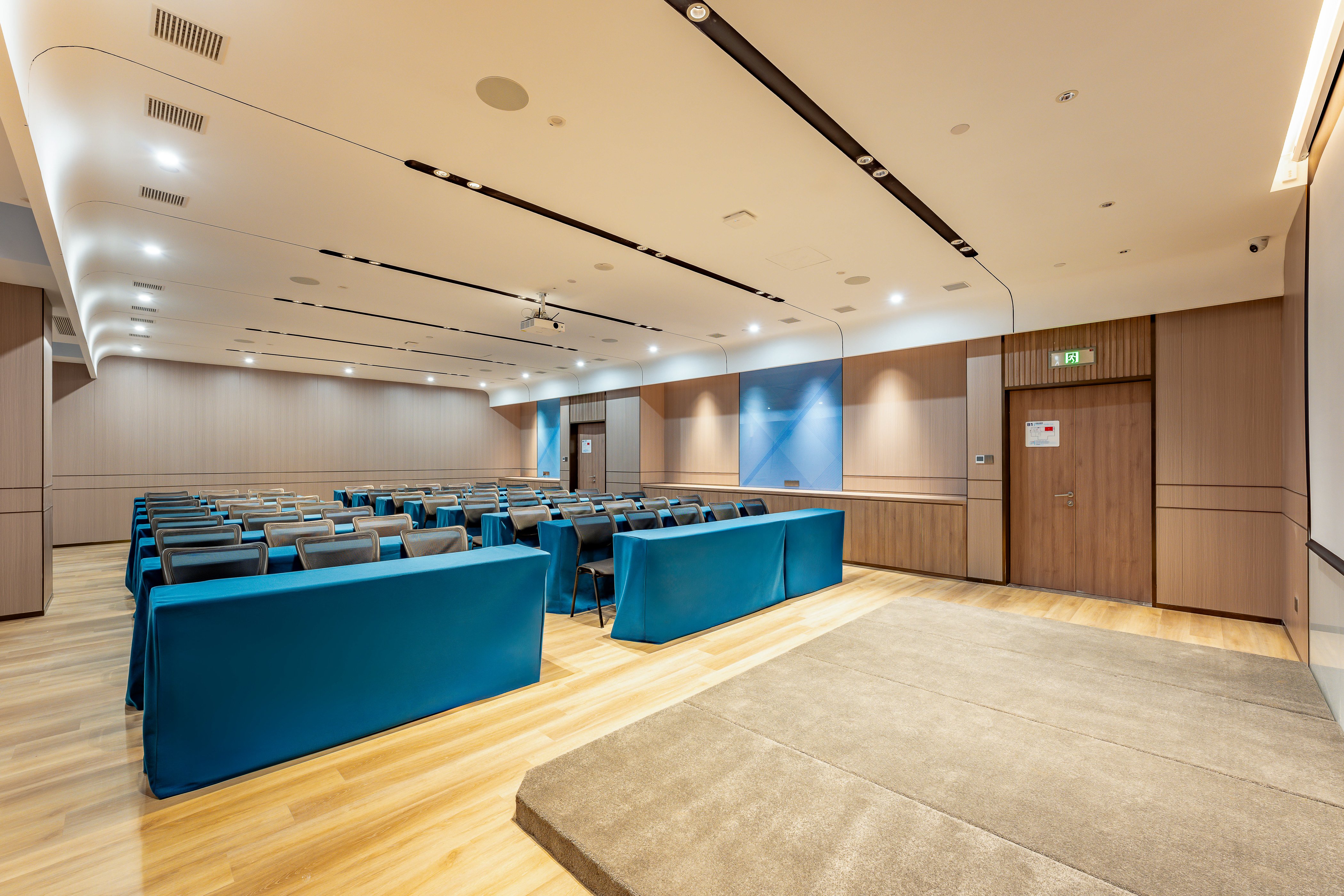 Holiday Inn Express Hefei FTZ 10/28