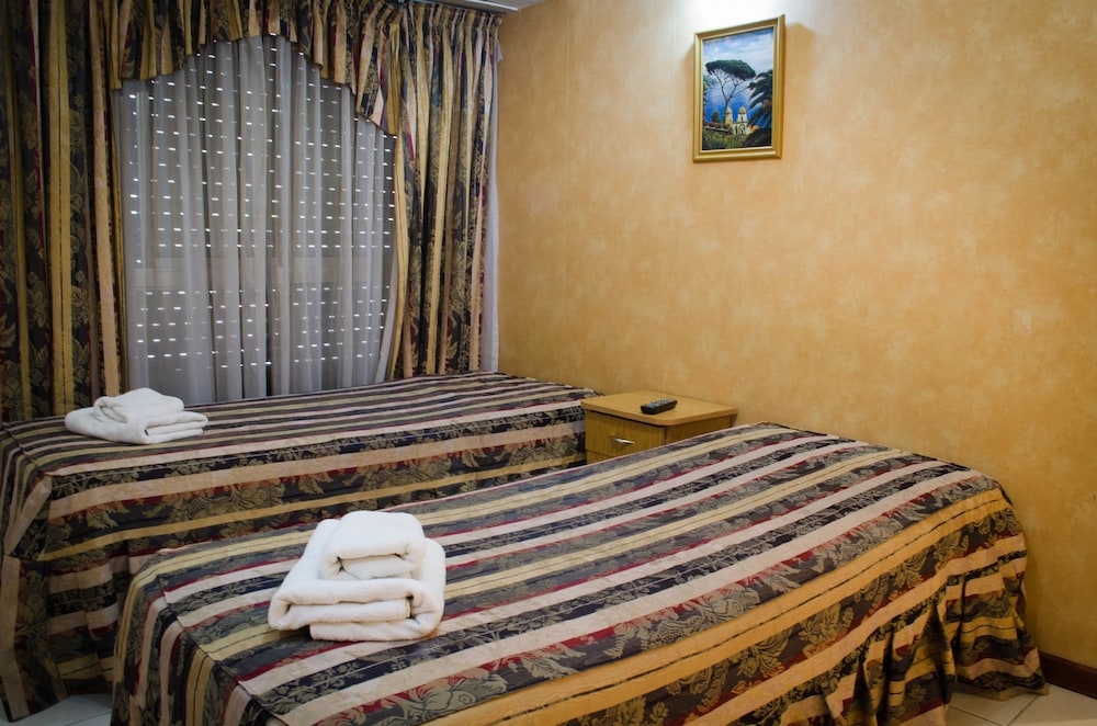 San Remo Grand Hotel 28/68