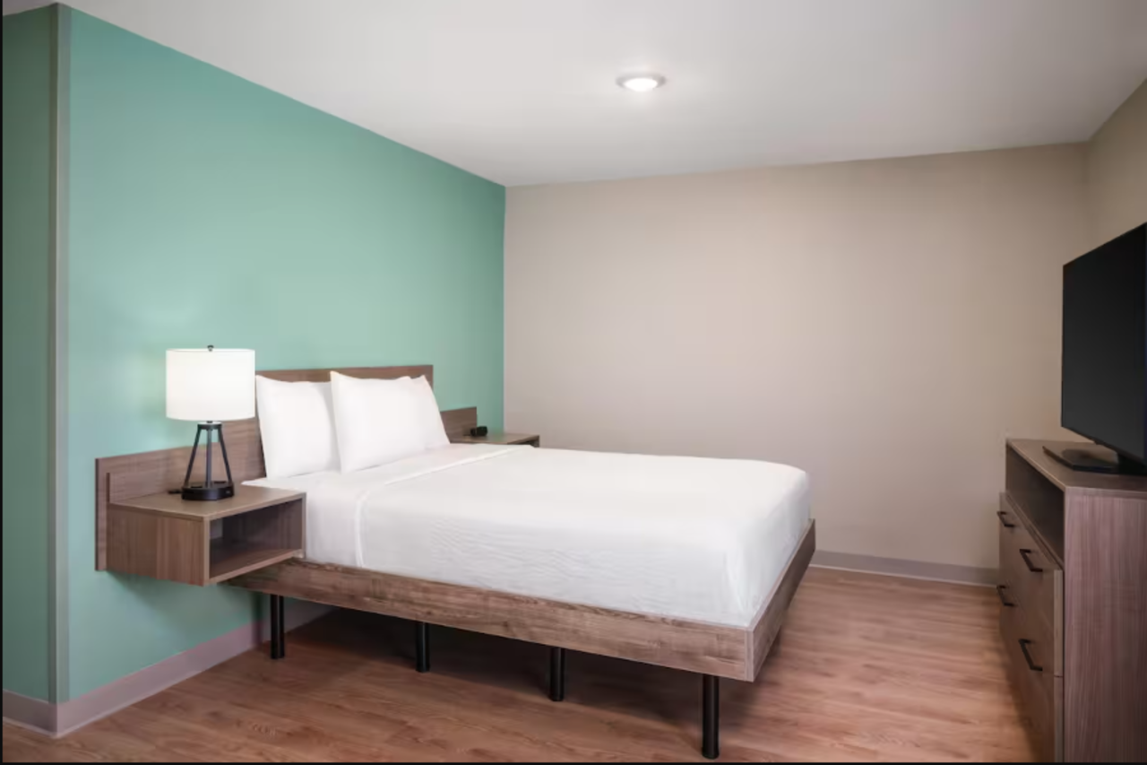 ECHO Suites Exteded Stay by Wyndham Savannah Pooler 14/20