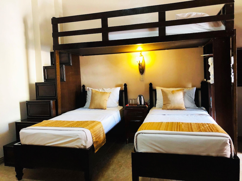 My Vigan Home Hotel 7/32