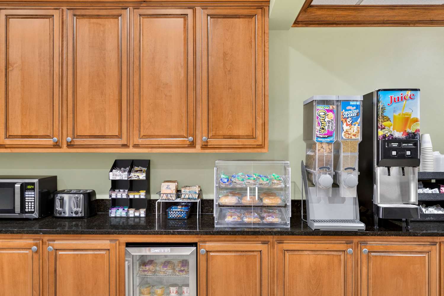Microtel Inn & Suites by Wyndham Woodstock/Atlanta North 15/37