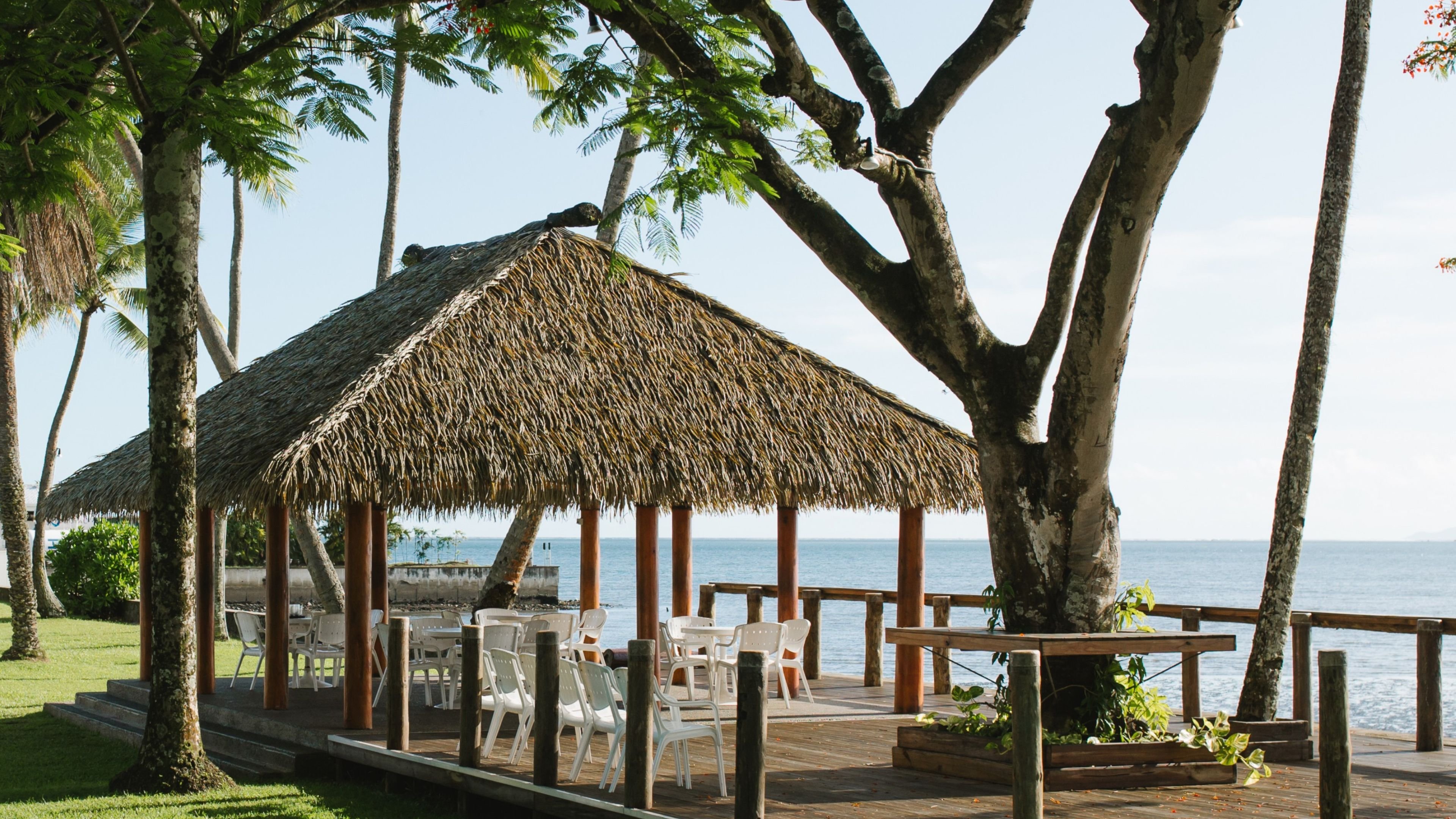 Holiday Inn Suva 76/79