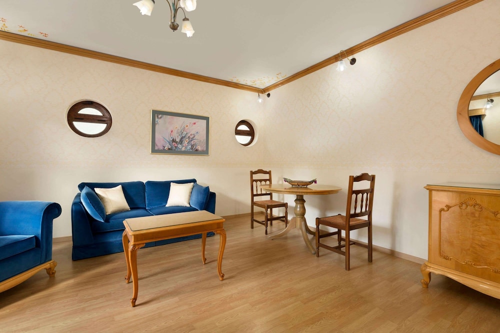 Ramada By Wyndham Loutraki Poseidon Resort 32/63