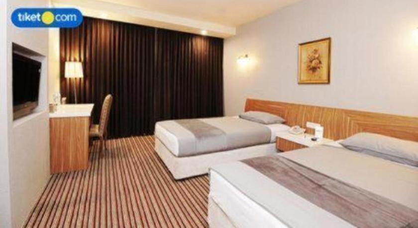 Kenari Tower Hotel 13/49