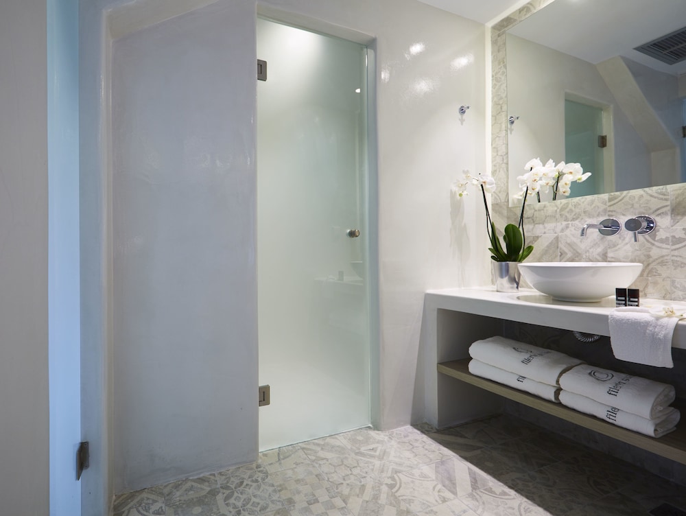 Fileria Suites 8/38