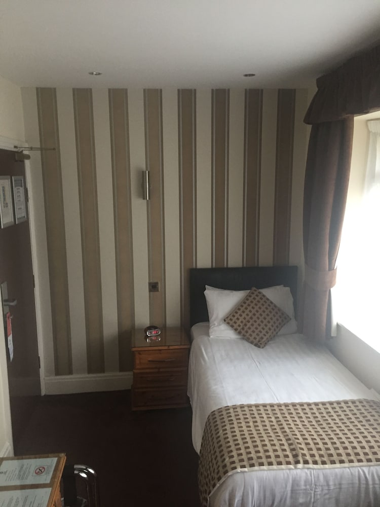 Best Western Manchester Bury Bolholt Country Park 11/43