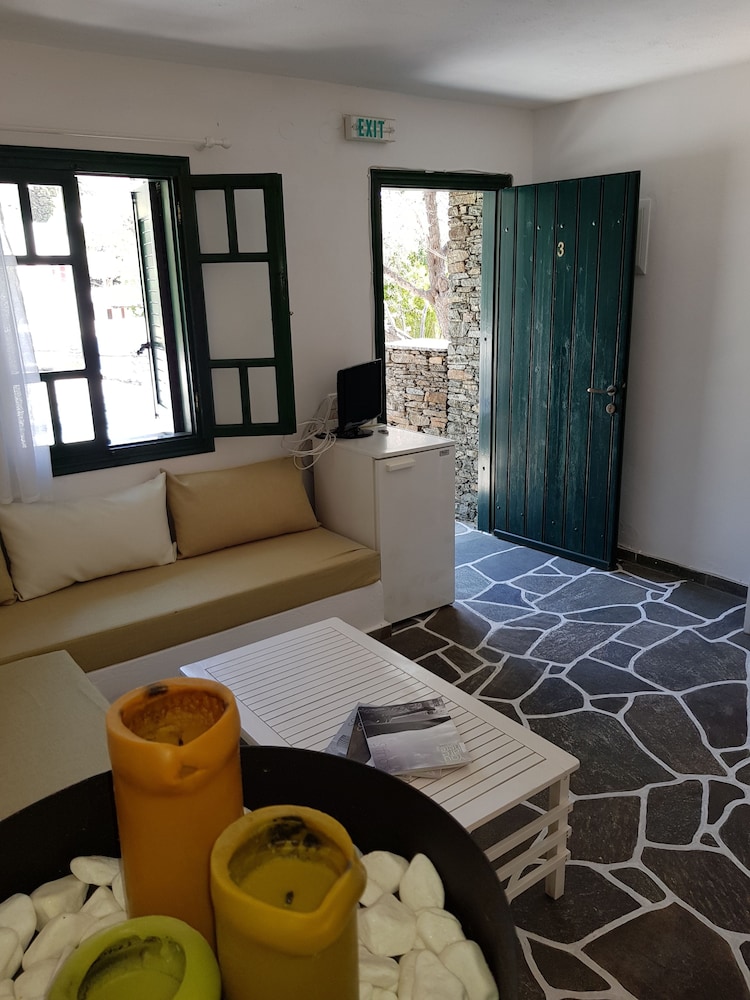Andromeda Sifnos 18/50