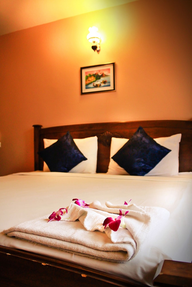 Zen Rooms Soi Paradise Patong 27/29