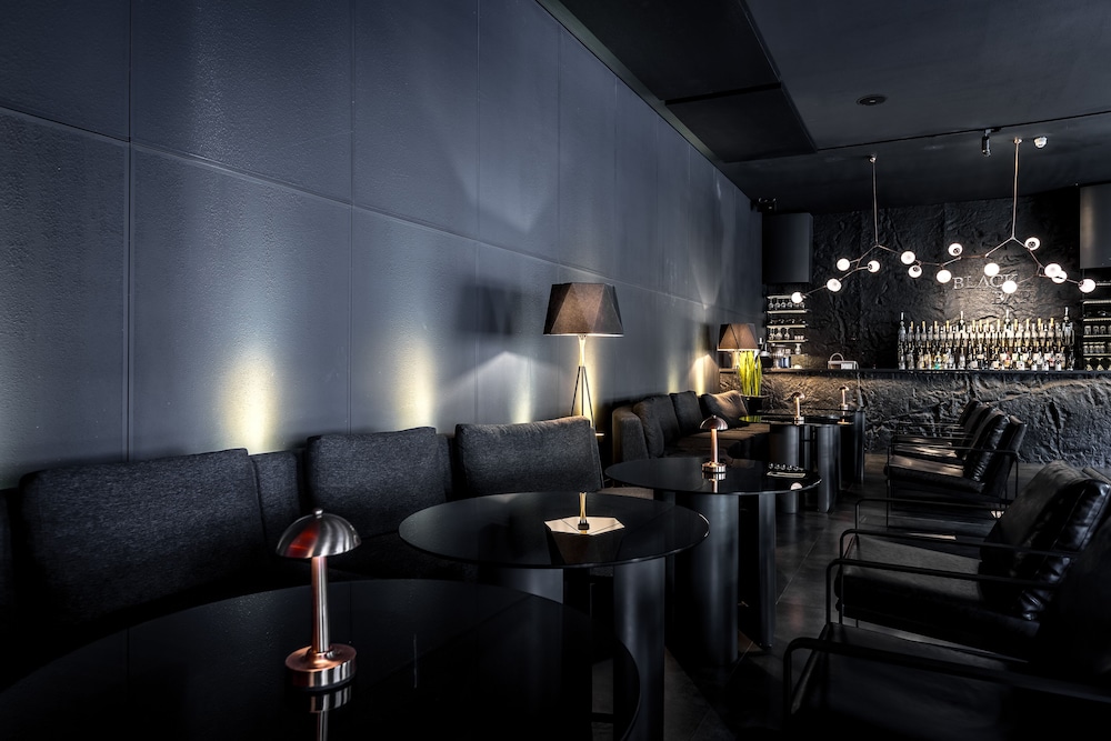 Black Hotel Cologne 21/32
