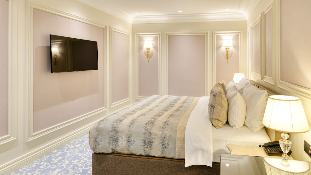 Dekalb Hotel Istanbul 26/50
