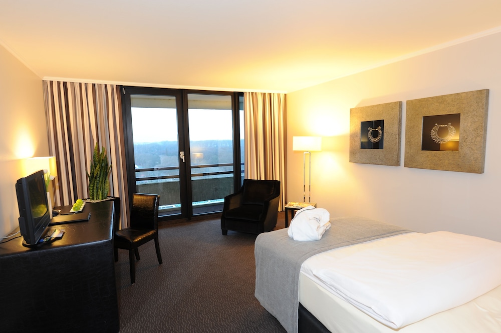 Lindner Hotel Dusseldorf Seestern, Part of Jdv by Hyatt 29/83