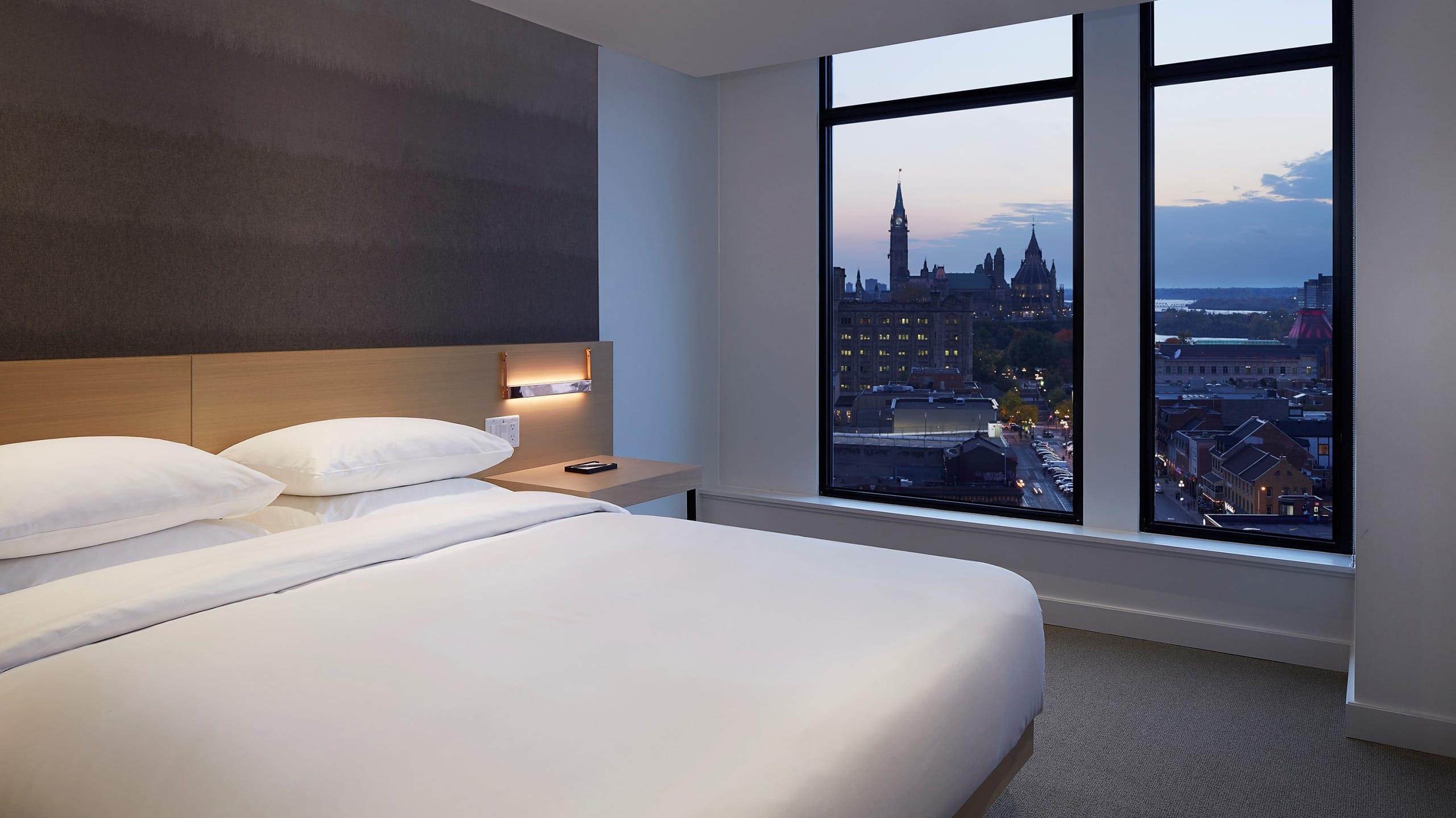 Andaz, Suite