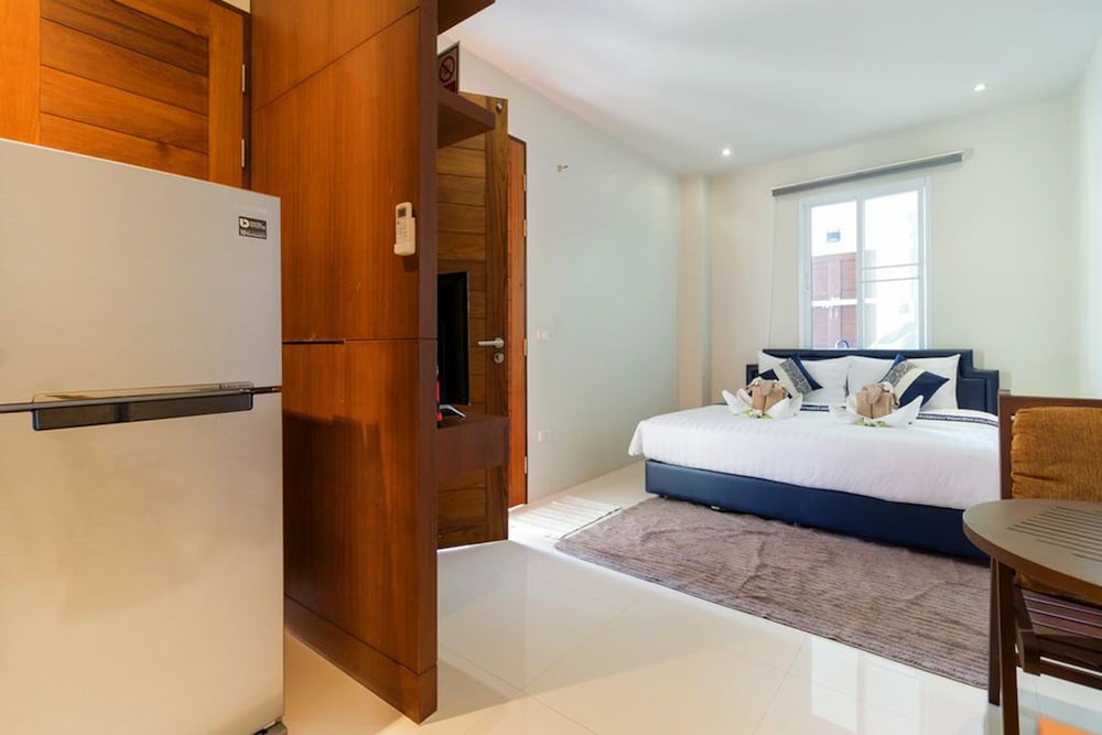 Surisa Seaview Pool Villas 18/38
