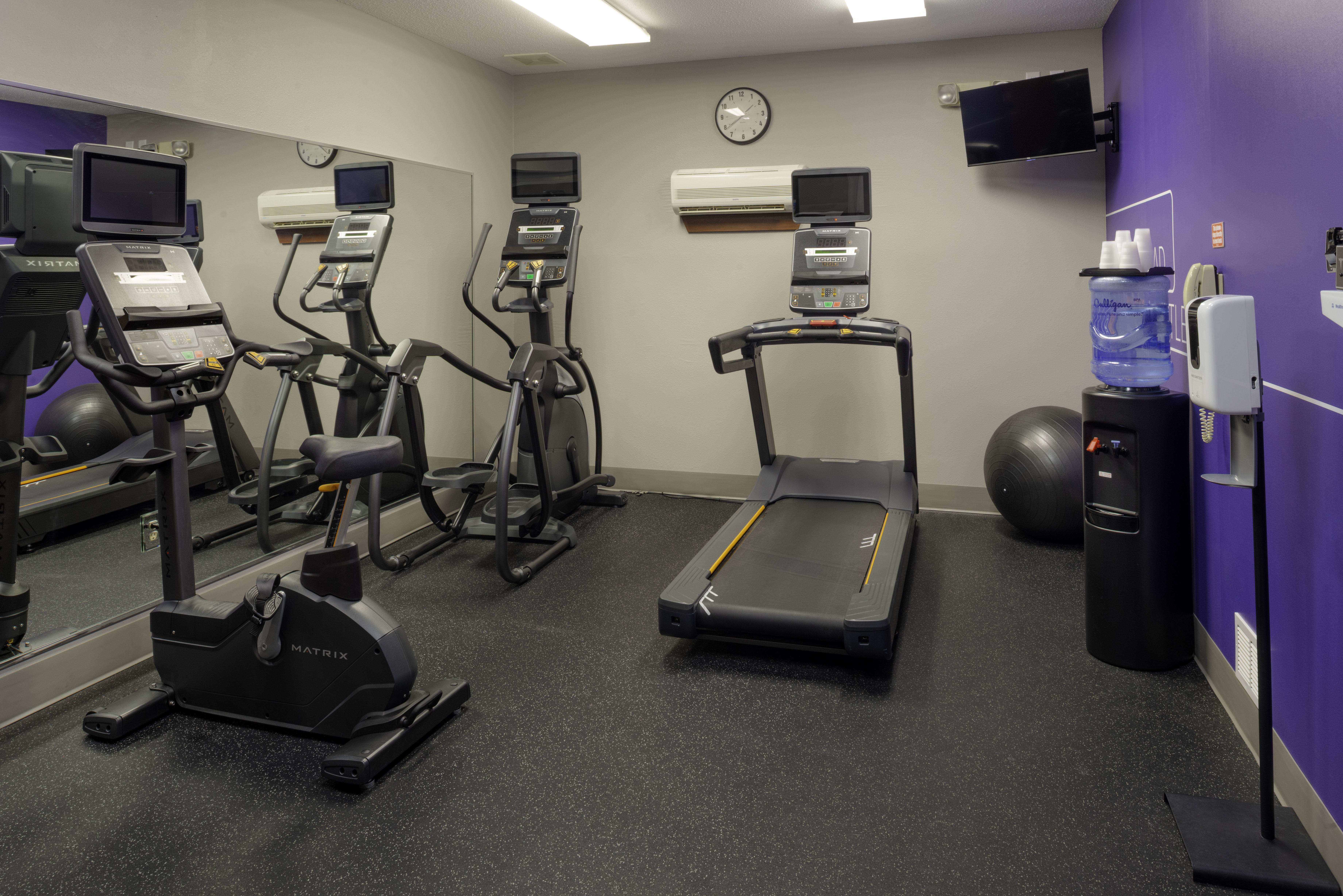 Holiday Inn Express Hotel Suites Fort Atkinson 42/74
