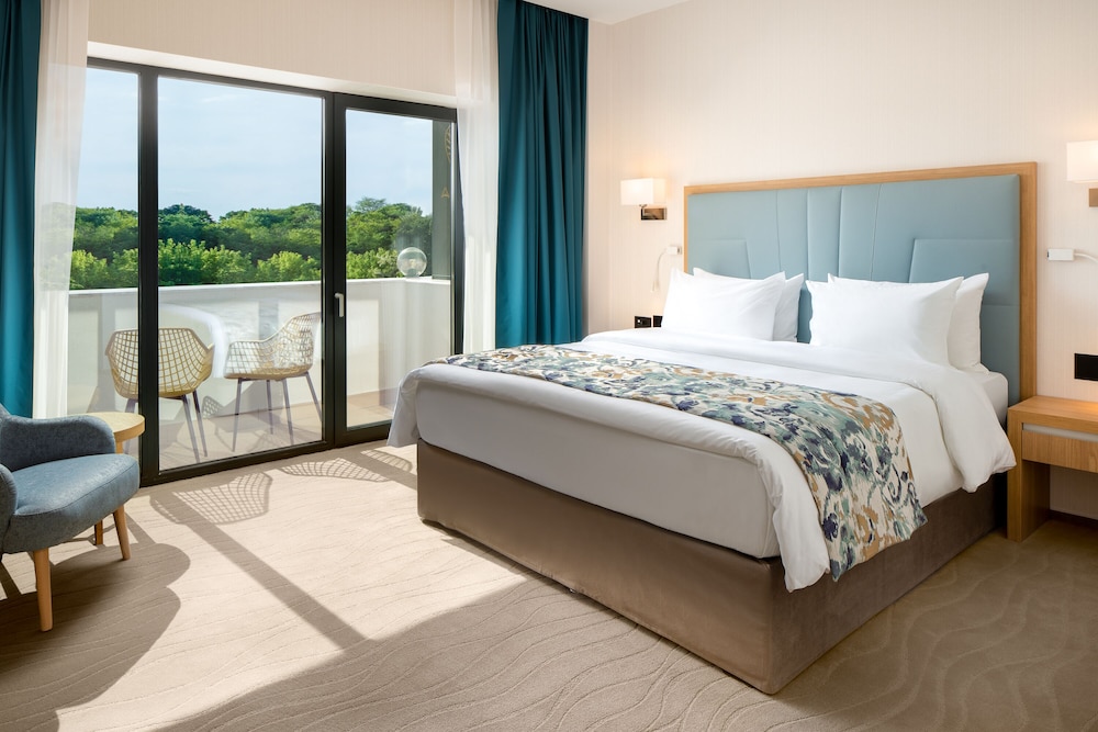 Alma Health & Spa Retreat 6/28
