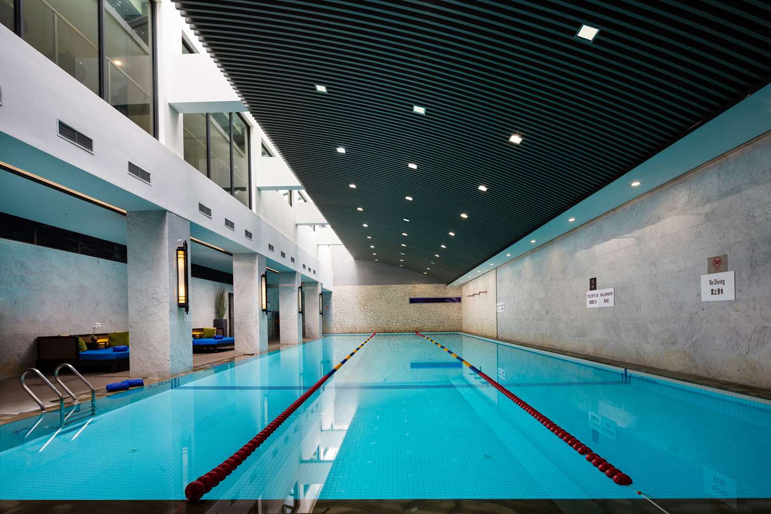 swimming pool spa