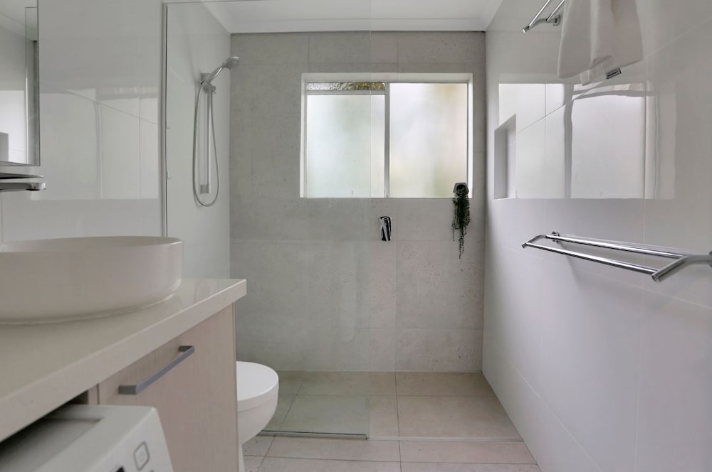 NOOSA PLACE RESORT 72/74