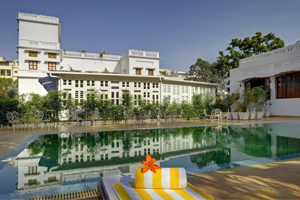 Saraca Hotel Lucknow 34/42