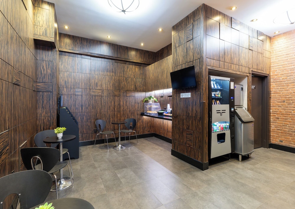 Americana Inn 40/50