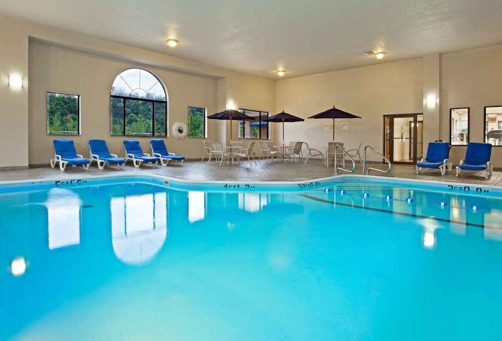 swimming pool spa