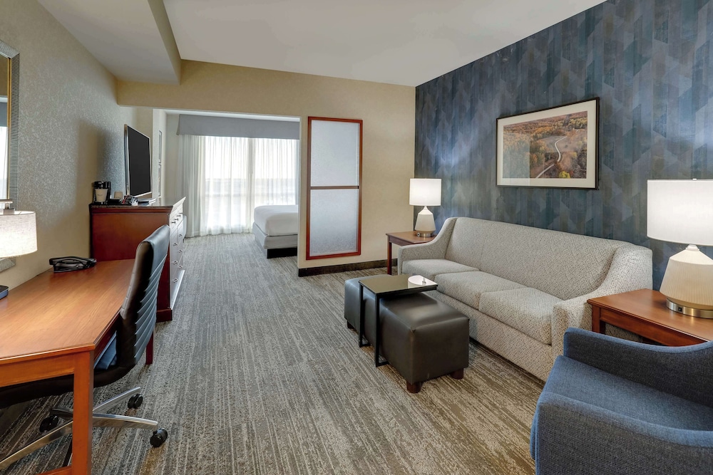 Drury Inn Suites Mt Vernon 32/50