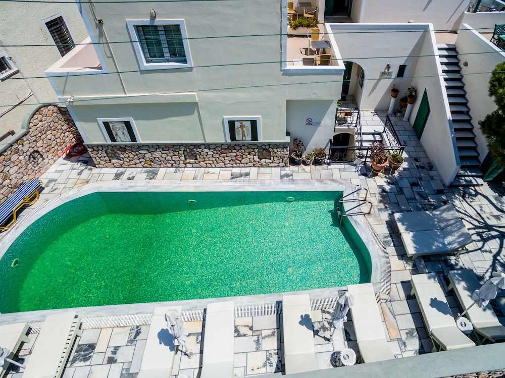 MARY HOTEL(Studios and Apartments) 48/55