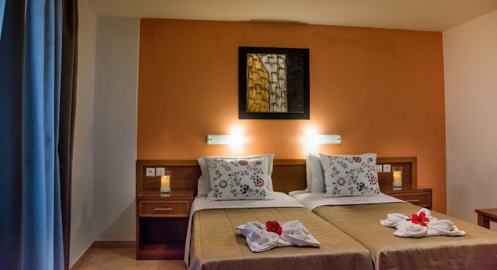 Hotel Ippolity Village 43/71