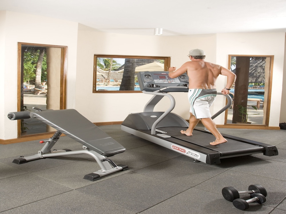 Pinewood Beach Resort and Spa 20/50