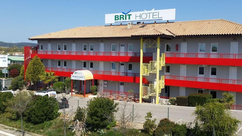 Brit Hotel Essentiel Sete Balaruc 3/50