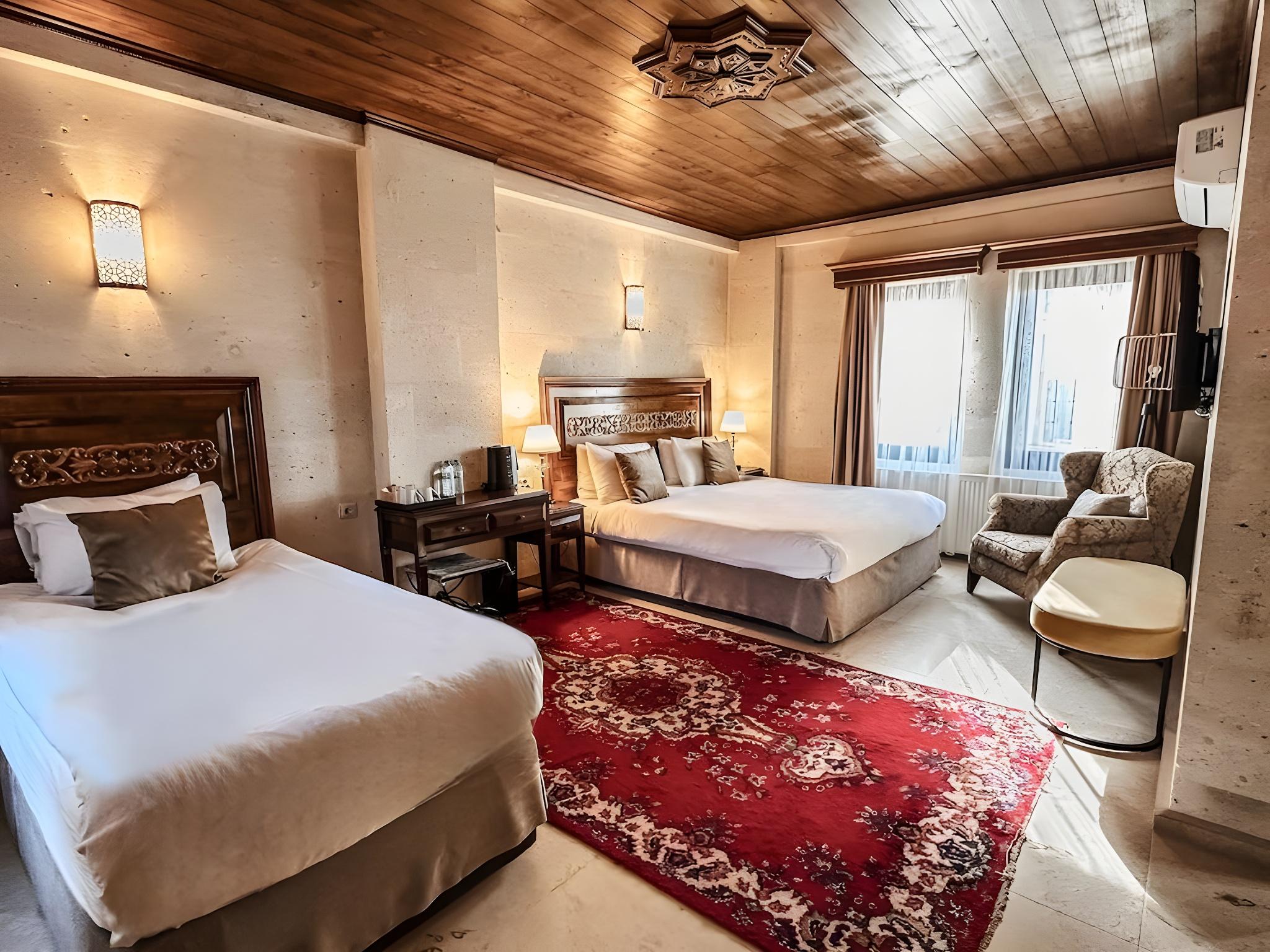 1 Bedroom, Family, Triple, King Bed