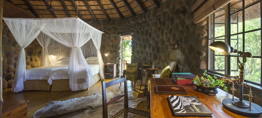 Geigers Camp at Motswari Private Game Reserve 6/34