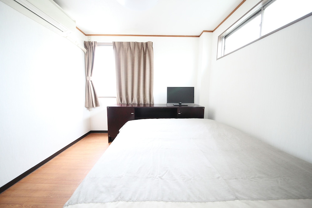 Tokyo House Inn 11/33