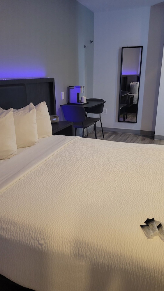 Motel Newstar Laval 23/38