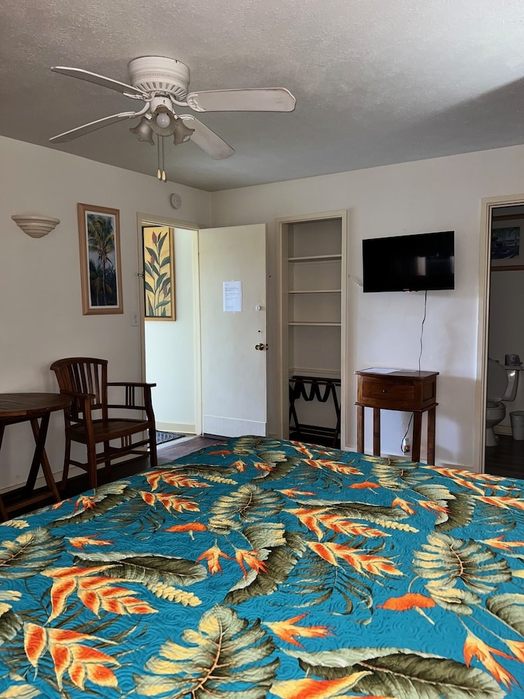 Kauai Palms Hotel 41/51