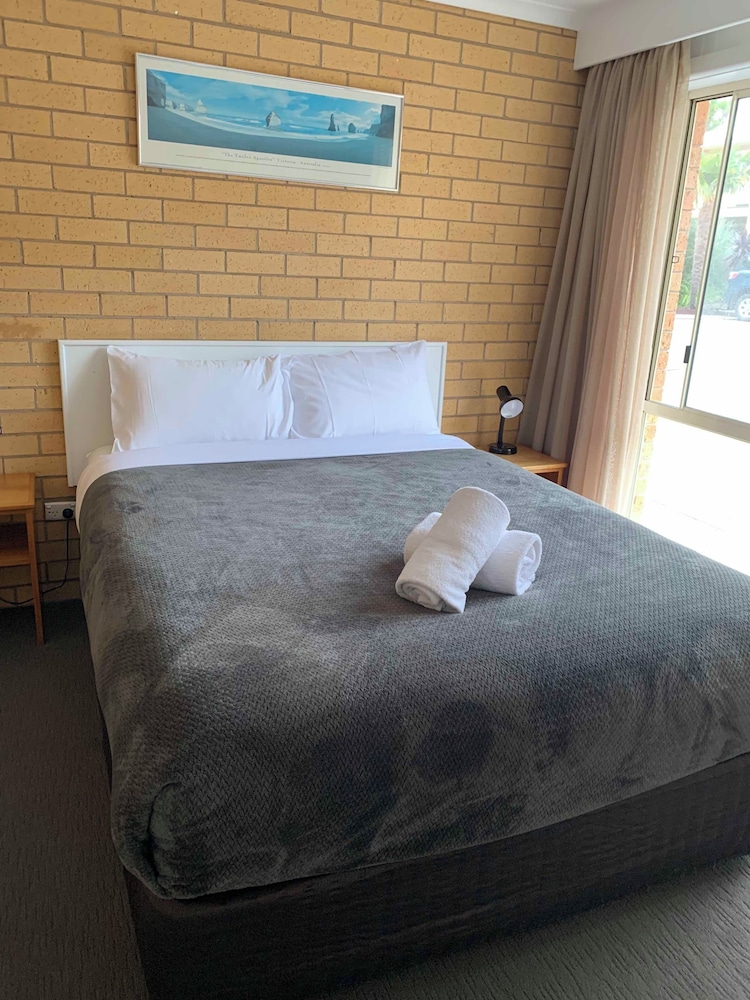 Port Campbell Parkview Motel Apartments 21/64