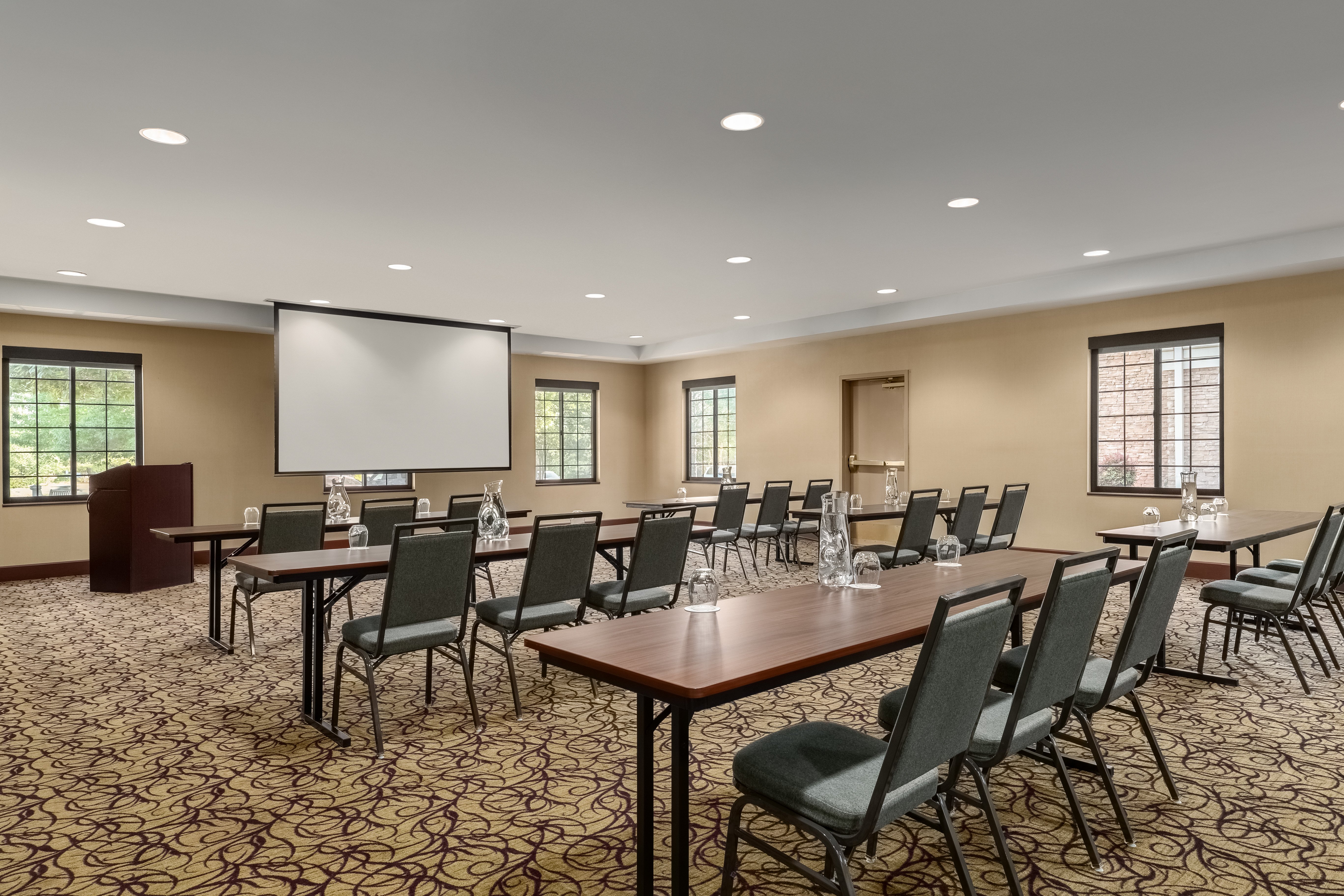 STAYBRIDGE SUITES CHANTILLY - DULLES AIRPORT 59/73