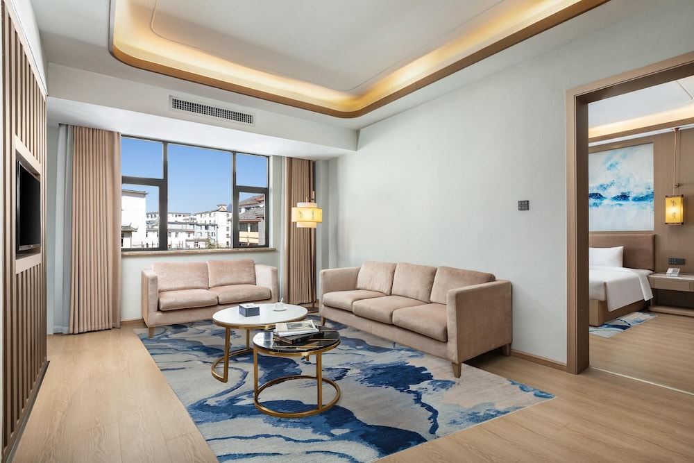 Days Hotel by Wyndham Lijiang Gucheng 20/26