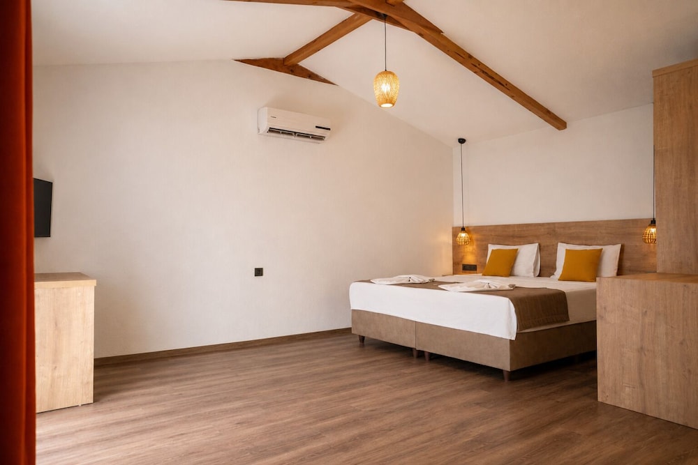 Tree House, Economy, Double Bed