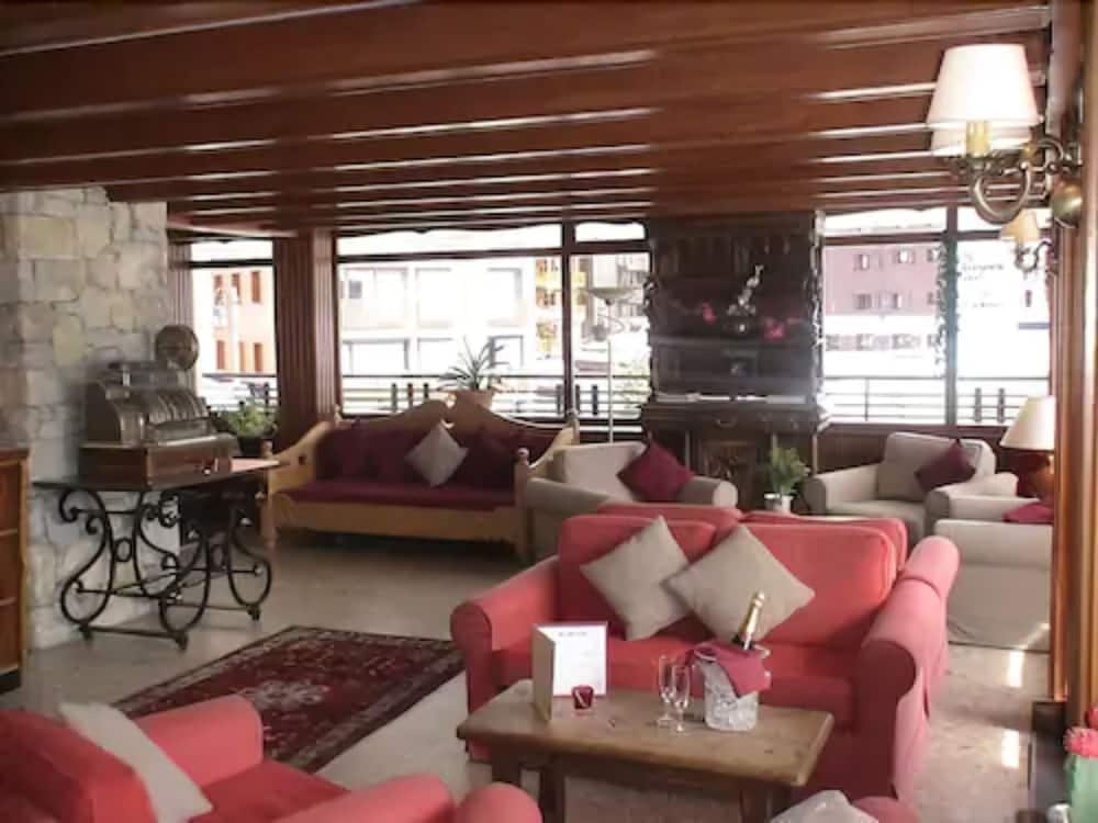 Hotel Les Cretes Blanches 34/51