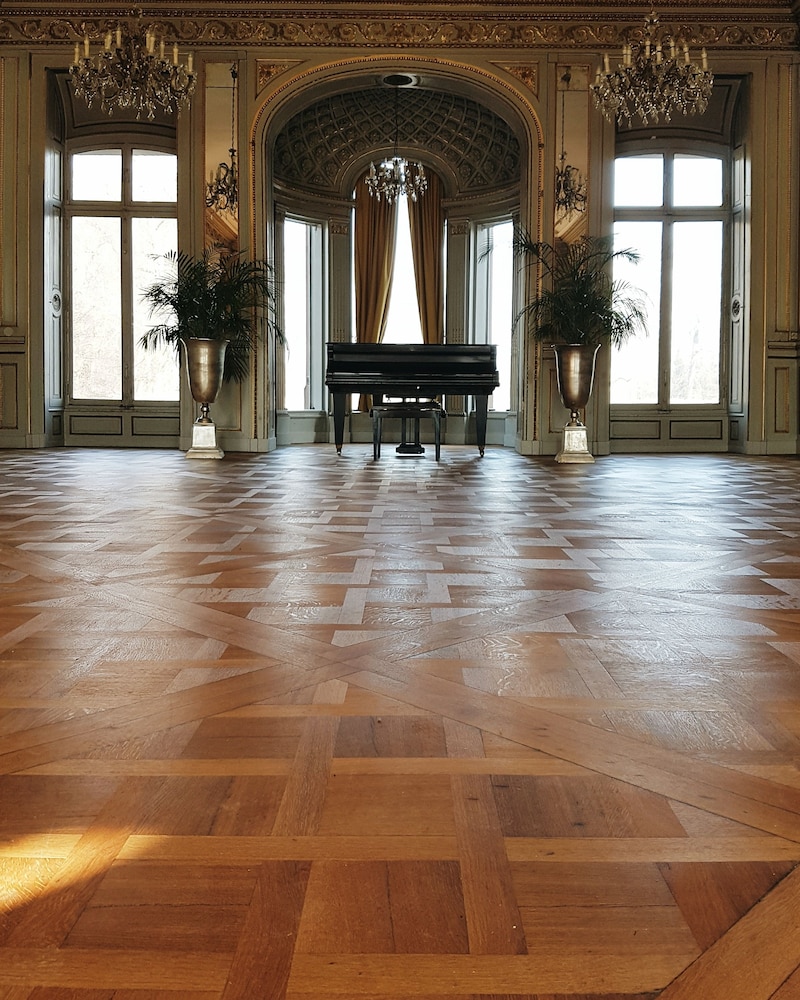 Chateau De Pourtales 26/50