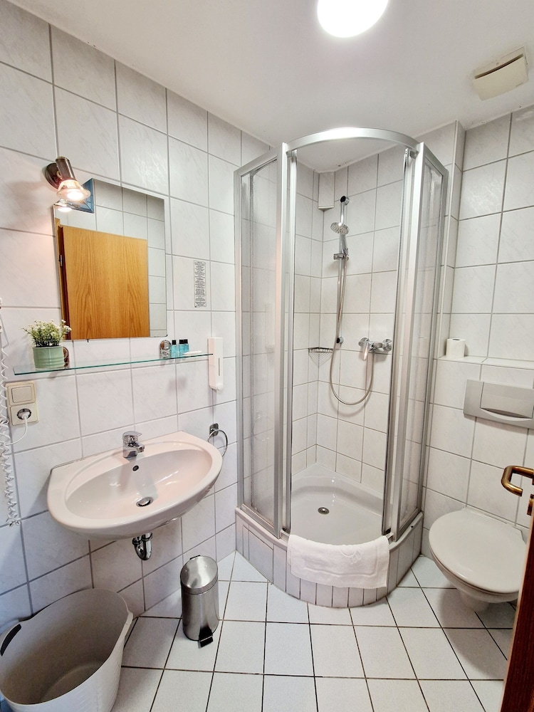 Hotel Rheintal 45/49