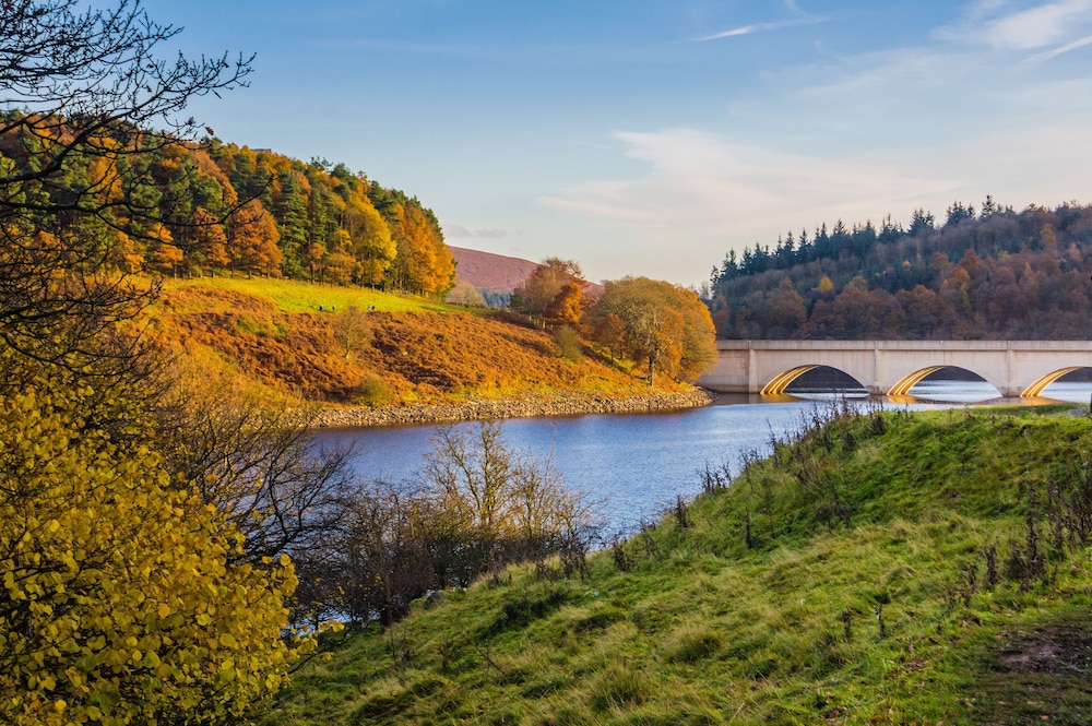 Bike & Boot Inns Peak District - Leisure Hotels for Now 18/22