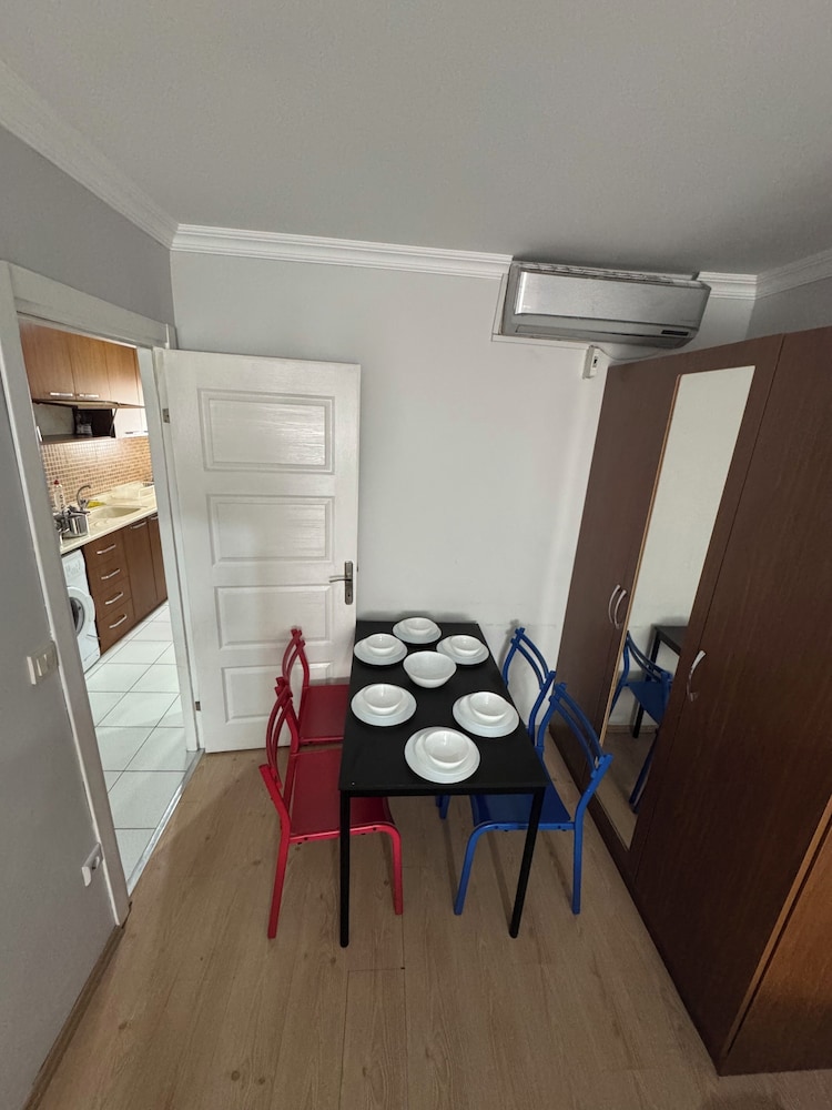 ISTANBUL FAMILY APARTMENTS 23/40