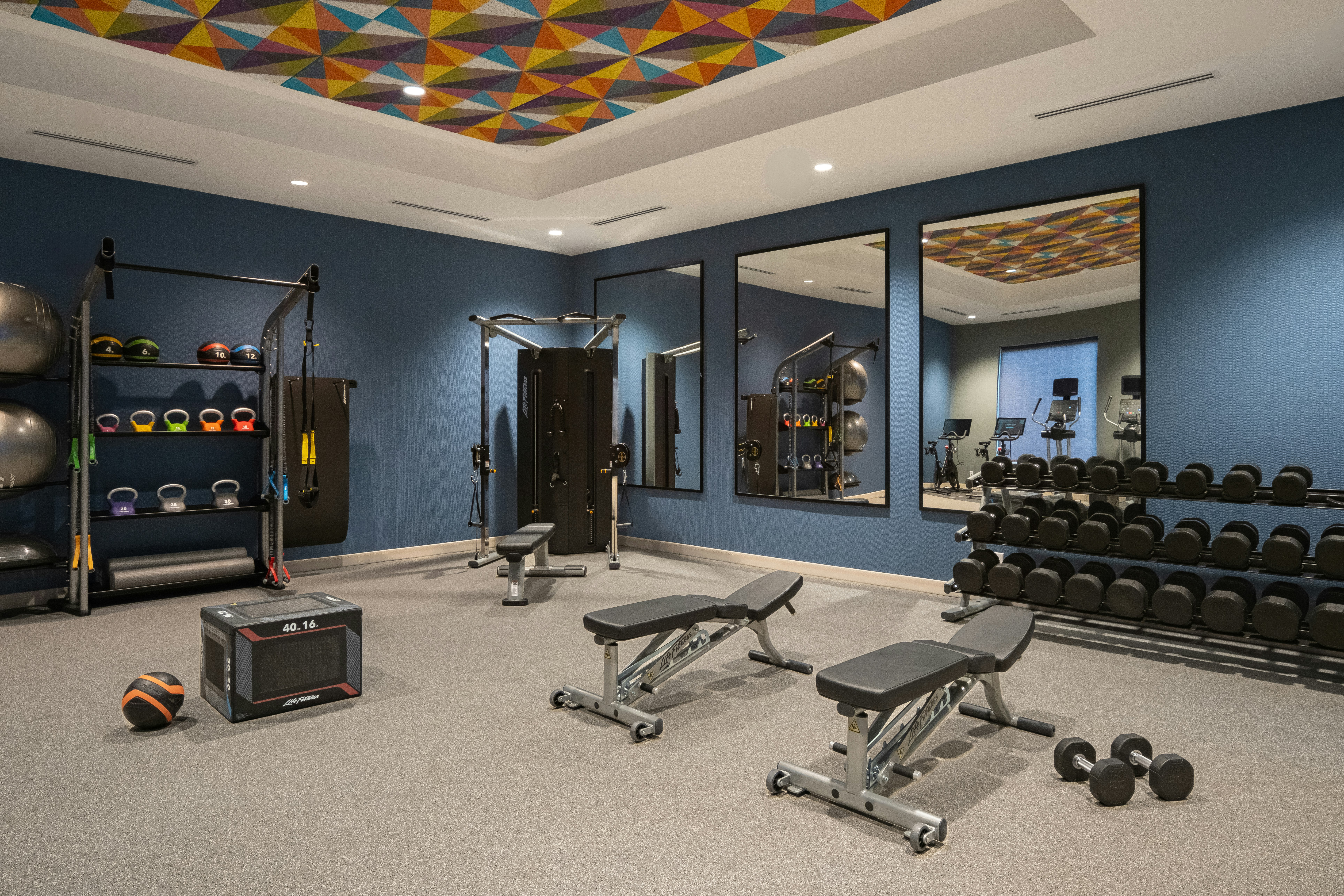 Home2 Suites by Hilton Spring Hill 8/29