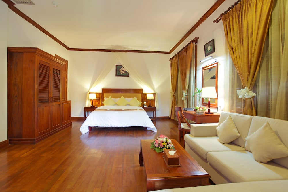 Sokhalay Angkor Villa Resort 11/69