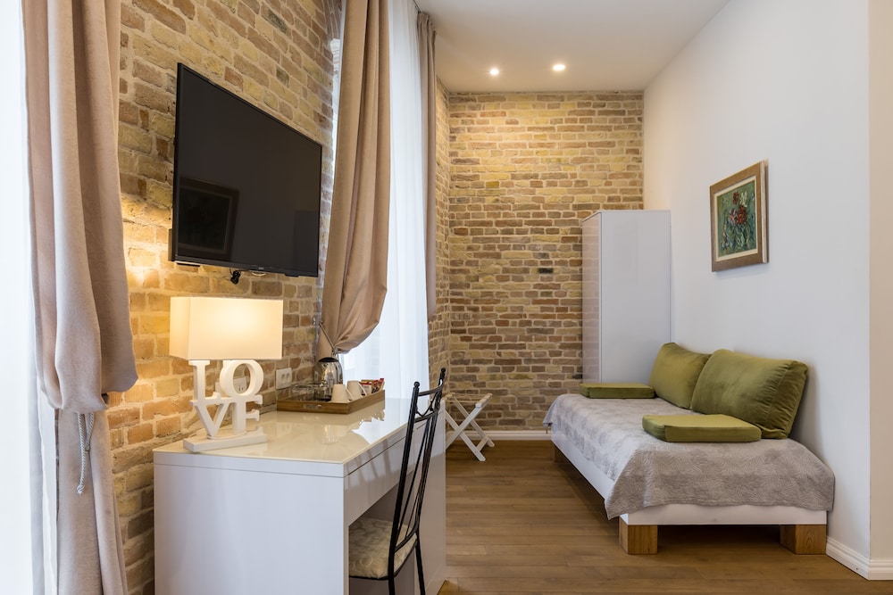 Pellegrini Luxury Rooms 24/50
