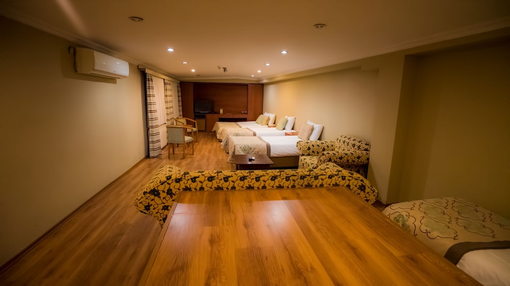 Boyuguzel Thermal Otel 24/45