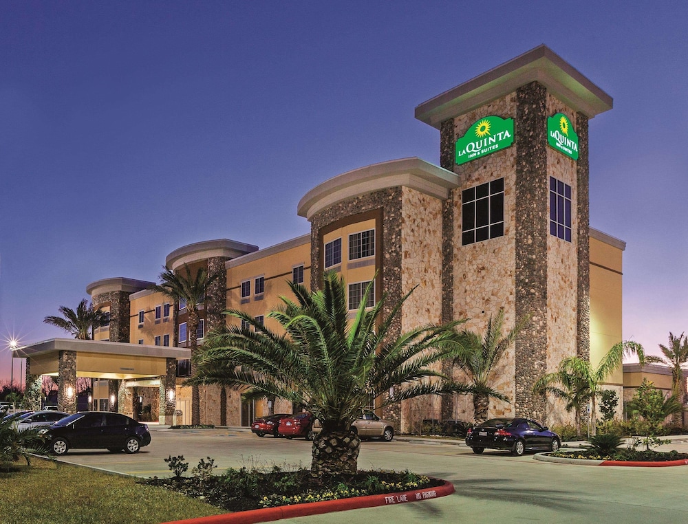 La Quinta Inn Suites Houston Willowbrook 6/61